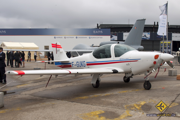 Grob G-120A-F